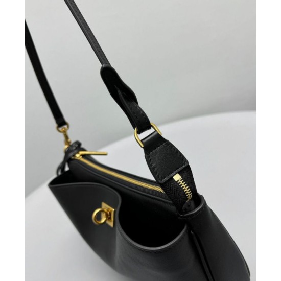 Replica Balenciaga Rodeo Sling Pochette Black Fake