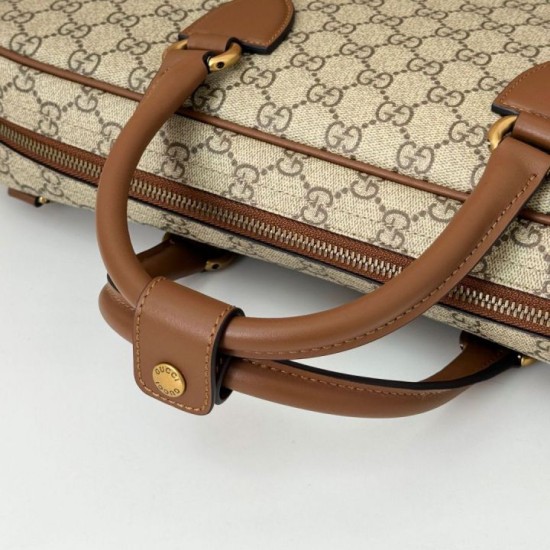 Replica Gucci 821149 GG Emblem medium briefcase Bag Brown Replica Gucci 821149 GG Emblem medium briefcase Bag Brown Fake