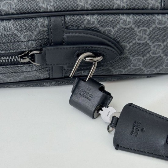 Replica Gucci 821149 GG Emblem medium briefcase Bag Black Replica Gucci 821149 GG Emblem medium briefcase Bag Black Fake