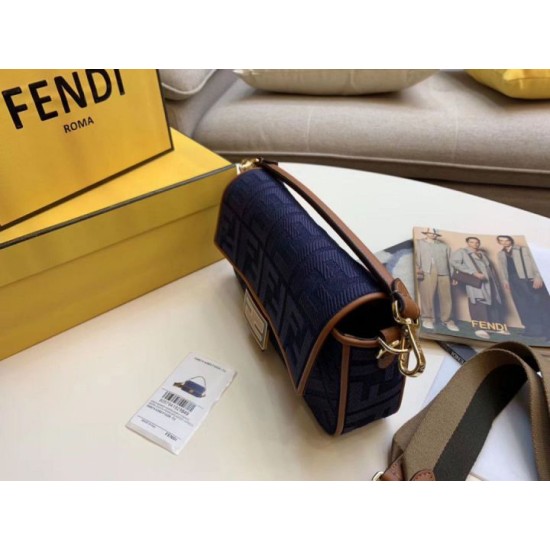 Replica Fendi Baguette Medium Bag Blue Denim Replica Fendi Baguette Medium Bag Blue Denim Fake