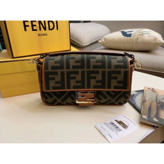 Replica Fendi Baguette Medium Bag Green Denim Replica Fendi Baguette Medium Bag Green Denim Fake