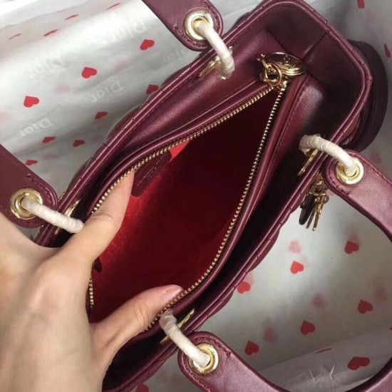 Replica Dior Medium Lady Dior Bag Bordeaux Fake Replica Dior Medium Lady Dior Bag Bordeaux Fake