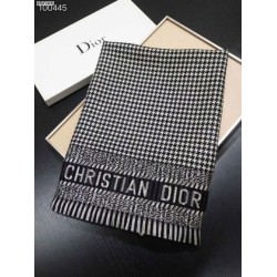 Replica Christian Dior Stole Wool Scarves Black/White Fake Replica Christian Dior Stole Wool Scarves Black/White Fake