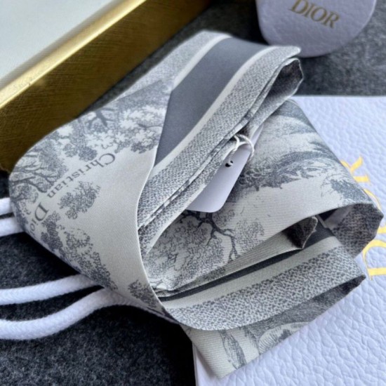 Replica Dior Toile de Jouy Sauvage Mitzah Scarf Silk Twill Grey Fake Replica Dior Toile de Jouy Sauvage Mitzah Scarf Silk Twill Grey Fake