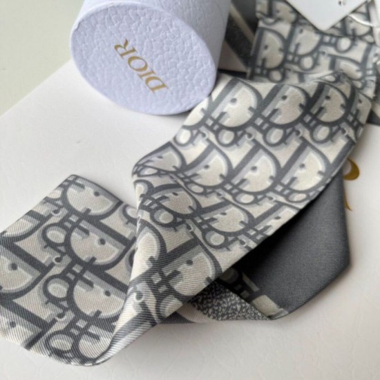 Replica Dior Oblique Mitzah Scarf Silk Twill Grey Fake Replica Dior Oblique Mitzah Scarf Silk Twill Grey Fake