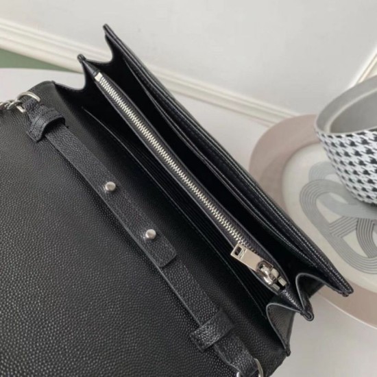 Replica YSL Saint Laurent WOC Monogram Chain Wallet Noir Fake Replica YSL Saint Laurent WOC Monogram Chain Wallet Noir Fake