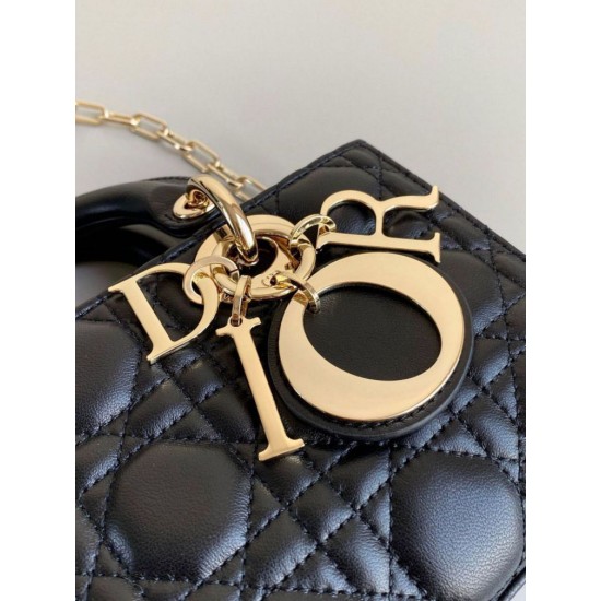 Replica Dior Small Lady D-Joy Dior Bag Cannage Black Replica Dior Small Lady D-Joy Dior Bag Cannage Black
