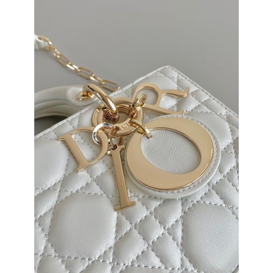 Replica Dior Lady D-Joy Dior Small Bag Cannage White Replica Dior Lady D-Joy Dior Small Bag Cannage White