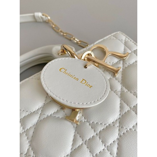 Replica Dior Lady D-Joy Dior Small Bag Cannage White Replica Dior Lady D-Joy Dior Small Bag Cannage White
