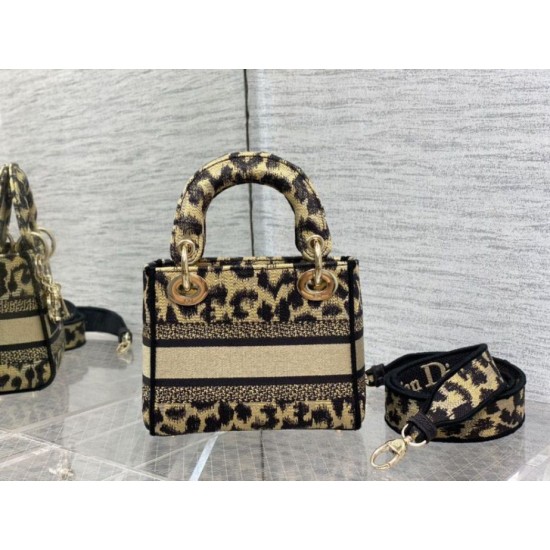 Replica Dior Mini Lady D-Lite Bag Multicolor Mizza Embroidery Beige Replica Dior Mini Lady D-Lite Bag Multicolor Mizza Embroidery Beige