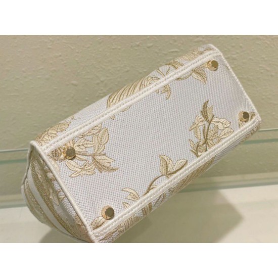 Replica Dior Medium Lady D-Lite Bag Jardin d'Hiver Embroidery Gold Replica Dior Medium Lady D-Lite Bag Jardin d'Hiver Embroidery Gold