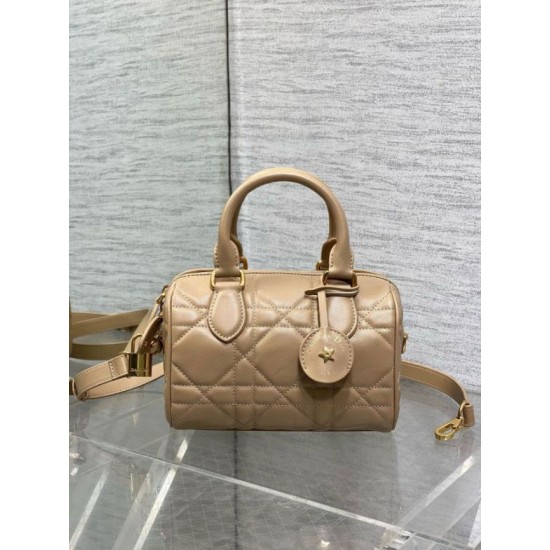 Replica Dior Groove 20 Bag Macrocannage Brown Replica Dior Groove 20 Bag Macrocannage Brown