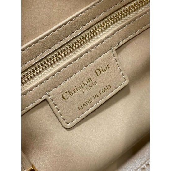 Replica Dior Groove 20 Bag Macrocannage Brown Replica Dior Groove 20 Bag Macrocannage Brown