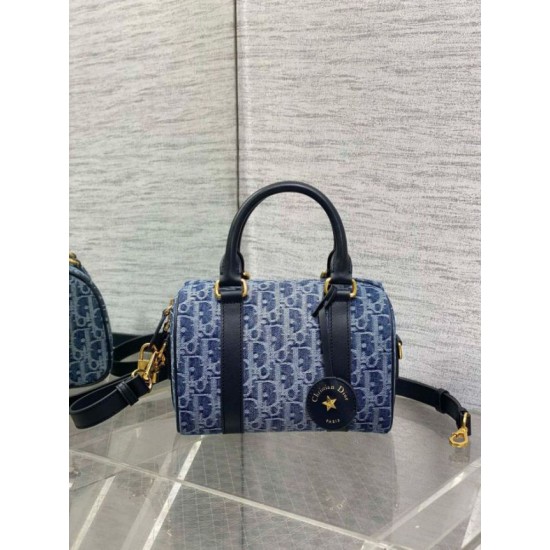 Replica Dior Groove 20 Bag Blue Denim Dior Oblique Jacquard Replica Dior Groove 20 Bag Blue Denim Dior Oblique Jacquard