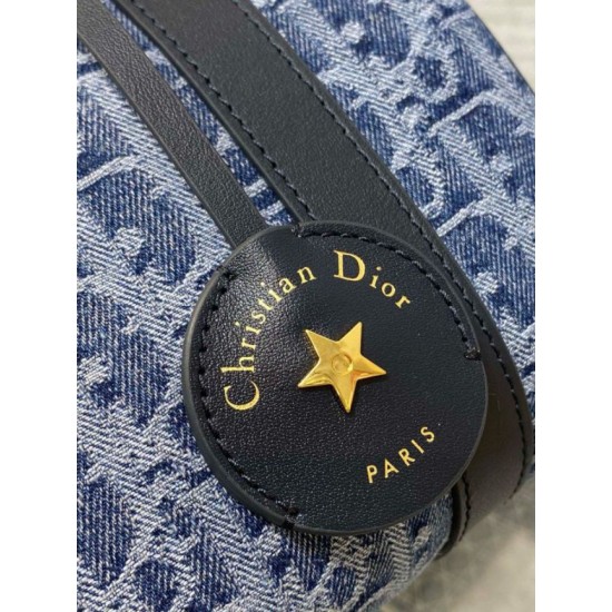 Replica Dior Groove 20 Bag Blue Denim Dior Oblique Jacquard Replica Dior Groove 20 Bag Blue Denim Dior Oblique Jacquard