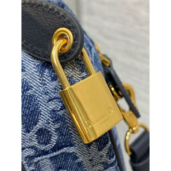 Replica Dior Groove 20 Bag Blue Denim Dior Oblique Jacquard Replica Dior Groove 20 Bag Blue Denim Dior Oblique Jacquard