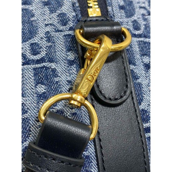 Replica Dior Groove 20 Bag Blue Denim Dior Oblique Jacquard Replica Dior Groove 20 Bag Blue Denim Dior Oblique Jacquard