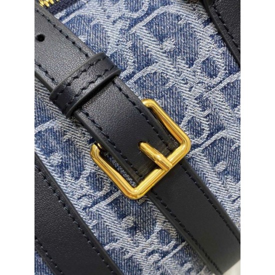 Replica Dior Groove 20 Bag Blue Denim Dior Oblique Jacquard Replica Dior Groove 20 Bag Blue Denim Dior Oblique Jacquard