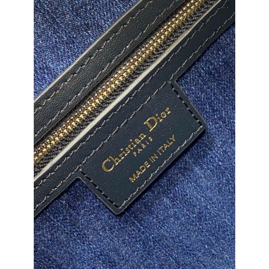 Replica Dior Groove 20 Bag Blue Denim Dior Oblique Jacquard Replica Dior Groove 20 Bag Blue Denim Dior Oblique Jacquard