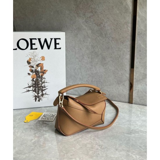 Replica Loewe Puzzle Mini Bag Toffee Grained Calfskin Replica Loewe Puzzle Mini Bag Toffee Grained Calfskin