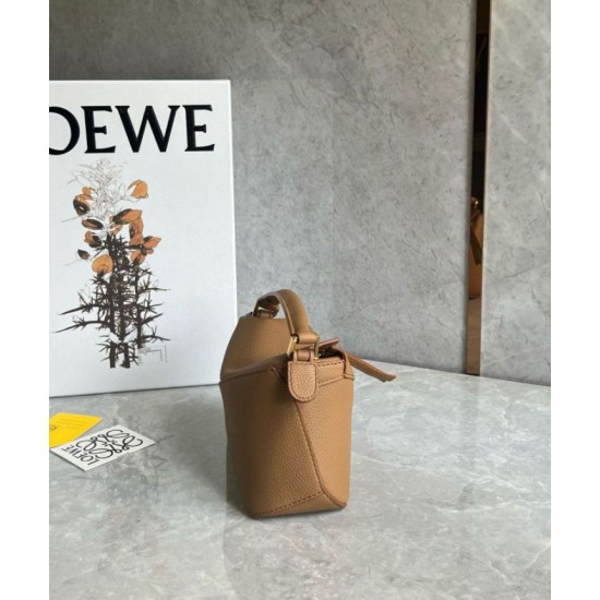 Replica Loewe Puzzle Mini Bag Toffee Grained Calfskin Replica Loewe Puzzle Mini Bag Toffee Grained Calfskin
