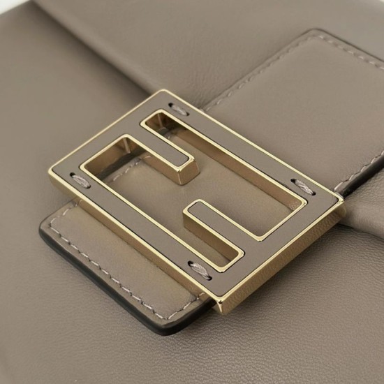 Replica Fendi Mamma Baguette Medium/Large Bag Nappa Gray Replica Fendi Mamma Baguette Medium/Large Bag Nappa Gray