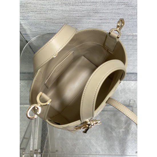 Replica Dior Small/Medium Dior Toujours Vertical Tote Bag Apricot Replica Dior Small/Medium Dior Toujours Vertical Tote Bag Apricot