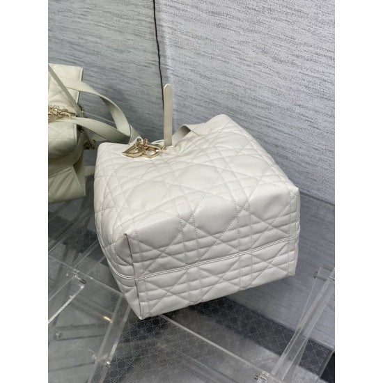 Replica Dior Small/Medium Dior Toujours Vertical Tote Bag White Replica Dior Small/Medium Dior Toujours Vertical Tote Bag White