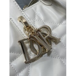 Replica Dior Small/Medium Dior Toujours Vertical Tote Bag White Replica Dior Small/Medium Dior Toujours Vertical Tote Bag White