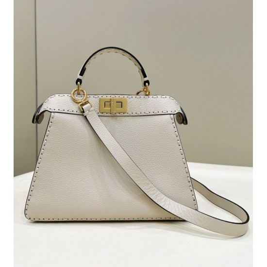 Replica Fendi Peekaboo ISeeU Small Selleria bag with 556 hand-sewn topstitches Beige Replica Fendi Peekaboo ISeeU Small Selleria bag with 556 hand-sewn topstitches Beige
