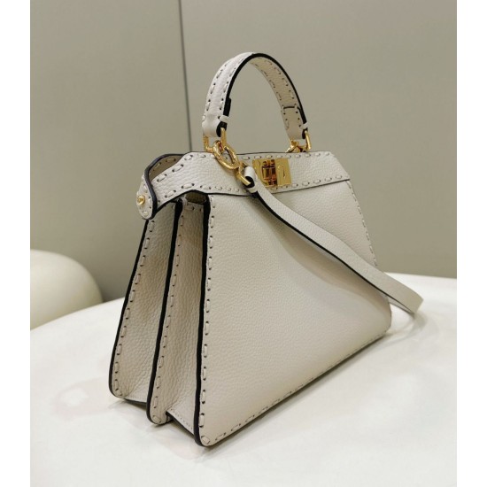 Replica Fendi Peekaboo ISeeU Small Selleria bag with 556 hand-sewn topstitches Beige Replica Fendi Peekaboo ISeeU Small Selleria bag with 556 hand-sewn topstitches Beige