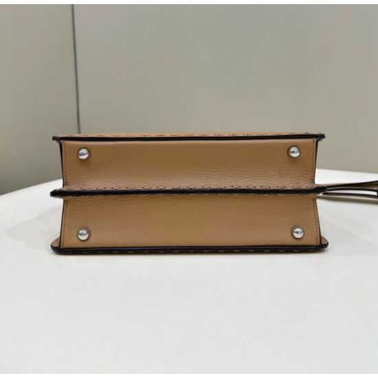 Replica Fendi Peekaboo ISeeU Small Selleria bag with 556 hand-sewn topstitches Brown Replica Fendi Peekaboo ISeeU Small Selleria bag with 556 hand-sewn topstitches Brown