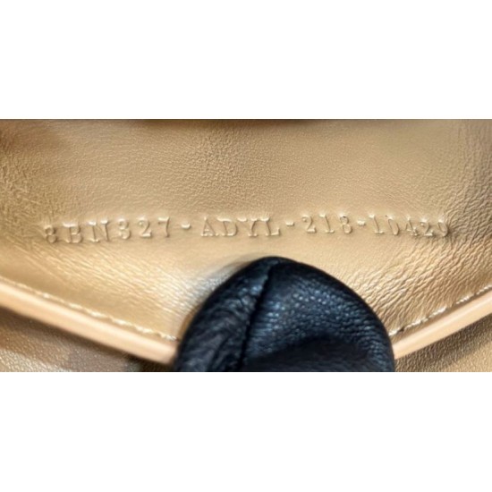 Replica Fendi Peekaboo ISeeU Small Selleria bag with 556 hand-sewn topstitches Brown Replica Fendi Peekaboo ISeeU Small Selleria bag with 556 hand-sewn topstitches Brown