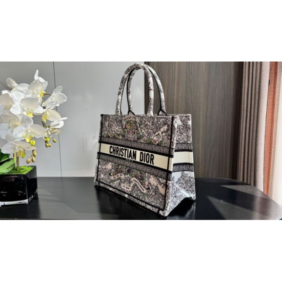 Replica Dior Medium Dior Book Tote Bag Embroidery with Multicolor Dior Around the World Motif Replica Dior Medium Dior Book Tote Bag Embroidery with Multicolor Dior Around the World Motif