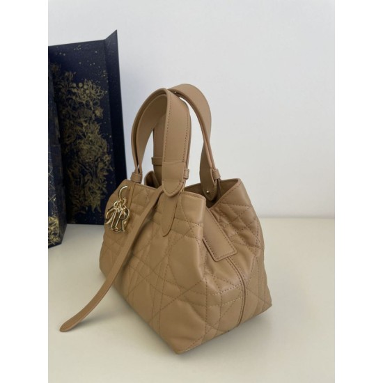 Replica Dior Small/Medium Dior Toujours Bag Macrocannage Tan Replica Dior Small/Medium Dior Toujours Bag Macrocannage Tan