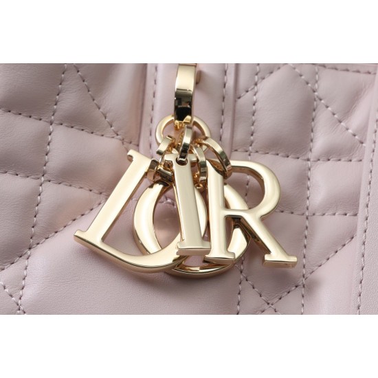 Replica Dior Small/Medium Dior Toujours Bag Macrocannage Pink Replica Dior Small/Medium Dior Toujours Bag Macrocannage Pink
