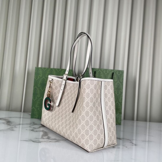 Replica Gucci GG Emblem Medium Tote Bag 815213 Beige