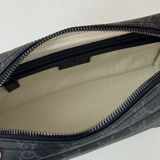 Replica Gucci 821155 GG Emblem small crossbody bag Black