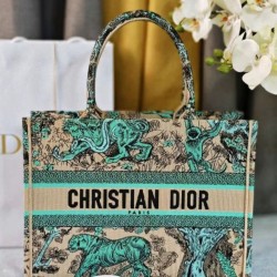 Replica Dior Medium Dioriviera Book Tote Raffia with Pink Toile de Jouy Sauvage Embroidery Fake Sale