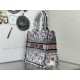 Replica Dior Medium Book Tote Bag Toile de Jouy Flower Embroidery White/Blue Replica Dior Medium Book Tote Bag Toile de Jouy Flower Embroidery White/Blue