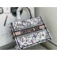 Replica Dior Medium Book Tote Bag Toile de Jouy Flower Embroidery White/Blue Replica Dior Medium Book Tote Bag Toile de Jouy Flower Embroidery White/Blue