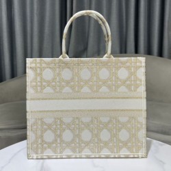 Replica Dior Medium/Large Book Tote Bag Oversized rattan embroidery White/Gold