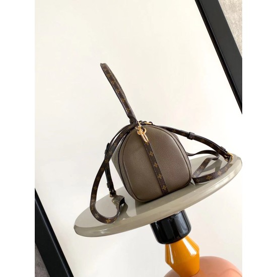 Replica Louis Vuitton Express PM Bag M26360 Smoke Clone Replica Louis Vuitton Express PM Bag M26360 Smoke Clone