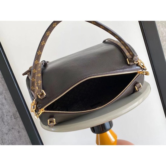 Replica Louis Vuitton Express MM Bag M26397 Fake Replica Louis Vuitton Express MM Bag M26397 Fake