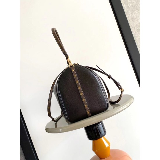 Replica Louis Vuitton Express MM Bag M26397 Fake Replica Louis Vuitton Express MM Bag M26397 Fake