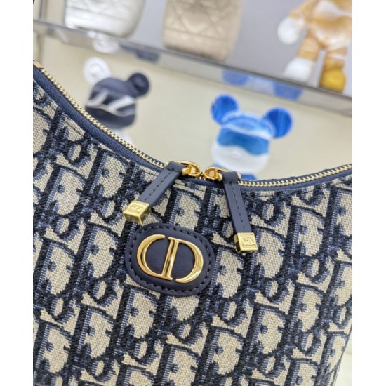 Replica Christian Dior 30 Montaigne Diorling mini chain bag Dark Blue Replica Christian Dior 30 Montaigne Diorling mini chain bag Dark Blue