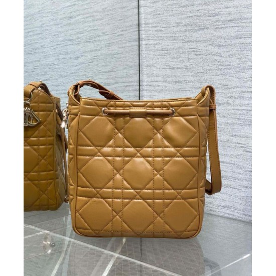 Replica Christian Dior Medium D-Motion Bag Coffee Replica Christian Dior Medium D-Motion Bag Coffee