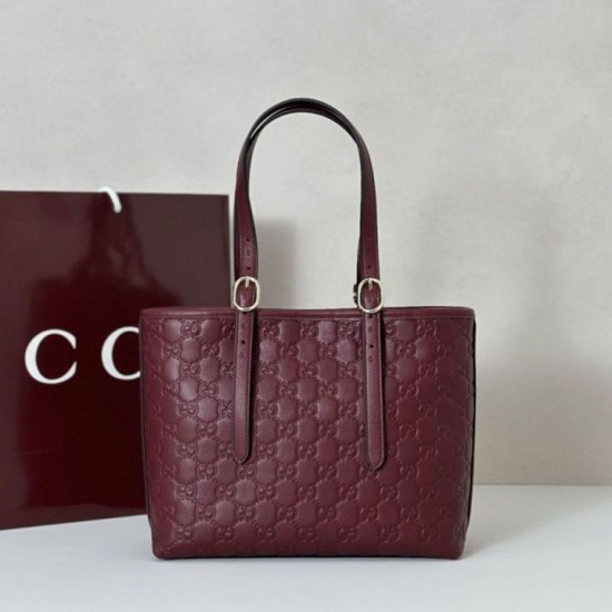 Replica Gucci GG Emblem medium tote bag  847456 Red Fake