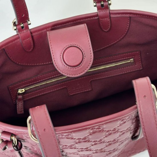 Replica Gucci GG Emblem medium tote bag  847456 Red Fake