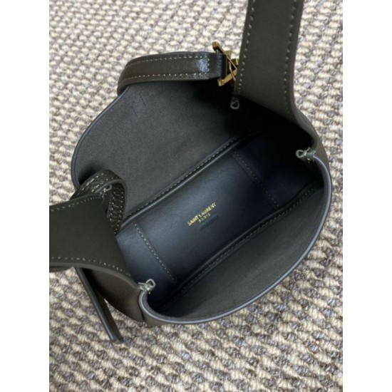 Replica YSL Saint Laurent Le 5 À 7 supple mini hobo Bag Light Coffee Fake Replica YSL Saint Laurent Le 5 À 7 supple mini hobo Bag Light Coffee Fake